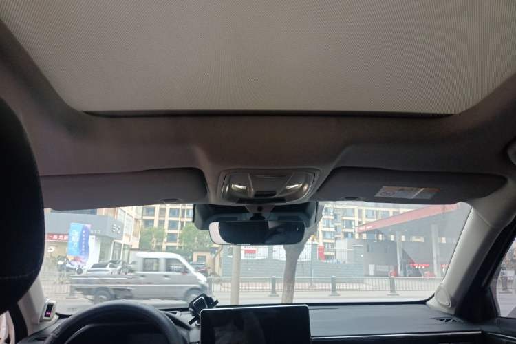 Used Haval JOLION 2021 1.5T Automatic Four-Door Version
