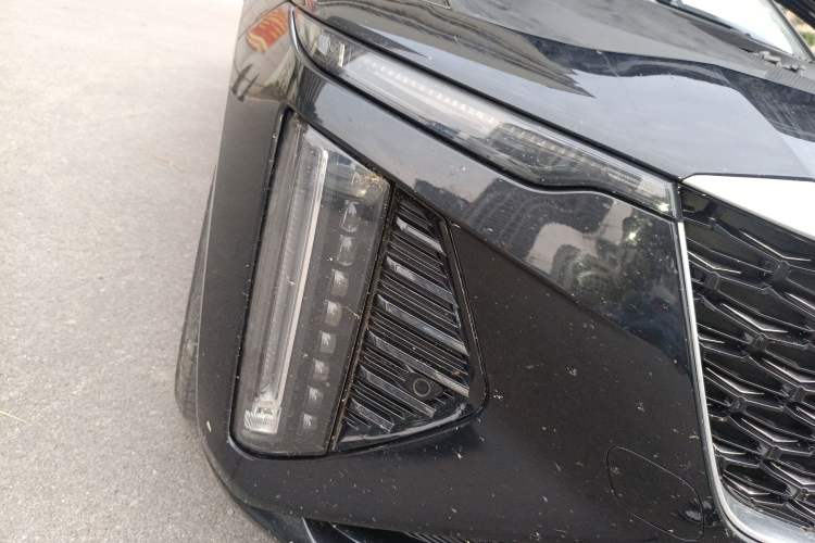 Used Cadillac CT6 2023 28T Prestige Model Right Front Headlight