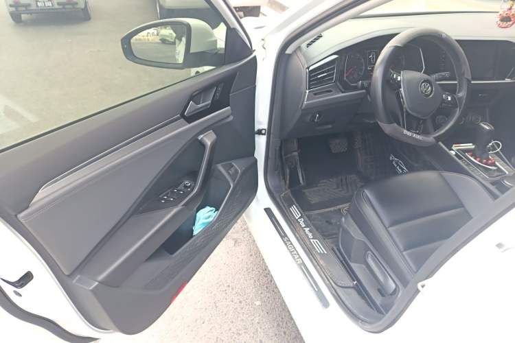 Used Volkswagen Sagitar 2019 280TSI DSG Comfort Version China VI Standard Driver Seat