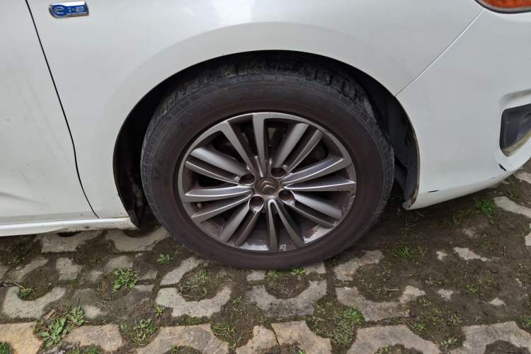 Used Citroen C4L 2014 1.8L Intelligent Drive Manual Enjoyment Model
