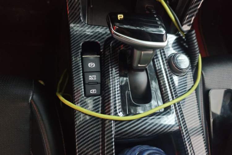 Used Kia KX3 2020 1.5L CVT Smart Edition Gear Lever