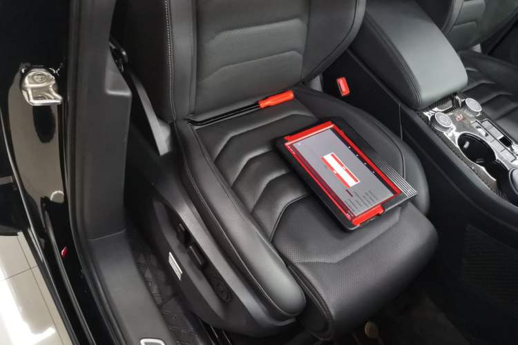 Used Volkswagen Touareg 2022 3.0 TSI Luxury Edition Black Diamond Sport Package
