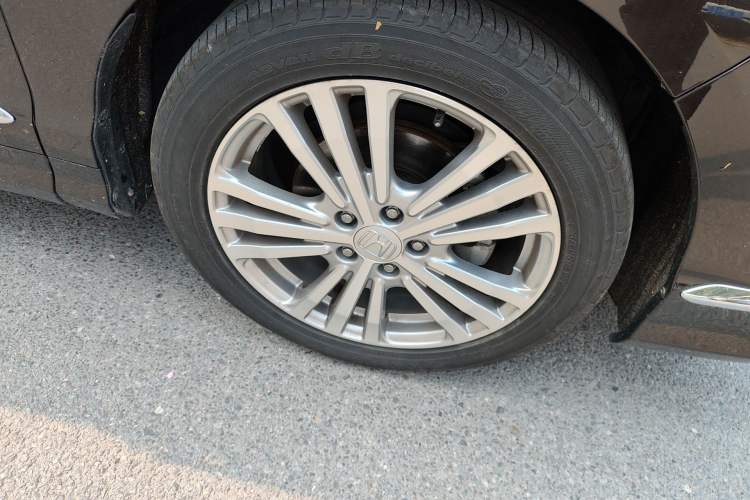 Used Honda Elysion 2016 2.4L Style Edition
