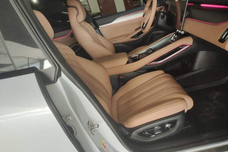 Used BYD Song L EV 2025 662 km Ultra-Range Version
