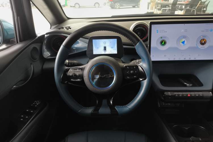 Used BYD Dolphin 2021 405 km Fashion Edition Steering Wheel