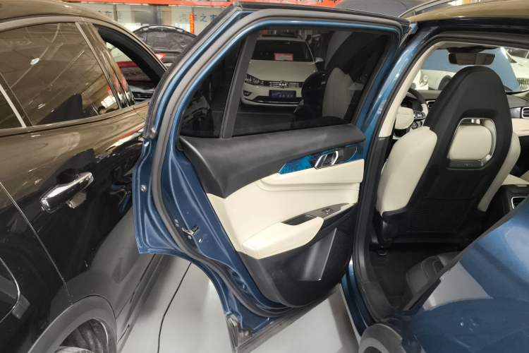 Used Lynk & Co 01 2019 2.0T Two-Wheel Drive Zhaopu Version China VI Standard