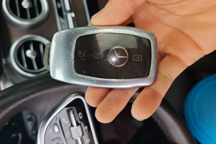 Used Mercedes-Benz GLC 2020 Facelift GLC 300 L 4MATIC Dynamic Edition Vehicle Key