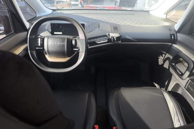 Used Baojun KiWi EV 2022 Artist Lite Edition Ternary Lithium