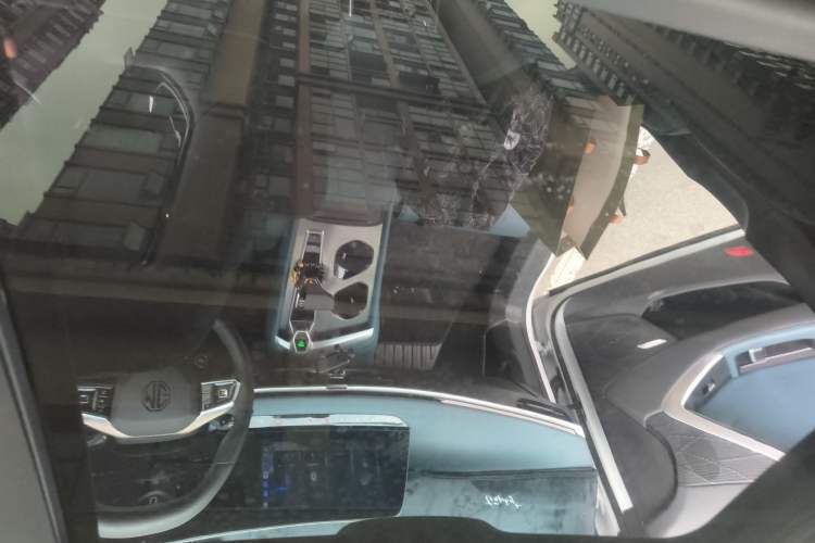 Used MG 7 2025 1.5T 300 DCT Elegant Edition