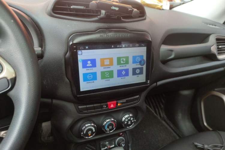 Used Jeep Renegade 2017 180T Automatic High-Energy Version
