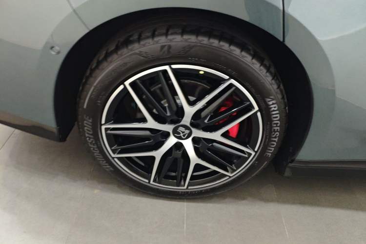 Used BYD Han L 2025 DM-p Four-Wheel-Drive LiDAR Flagship Model
