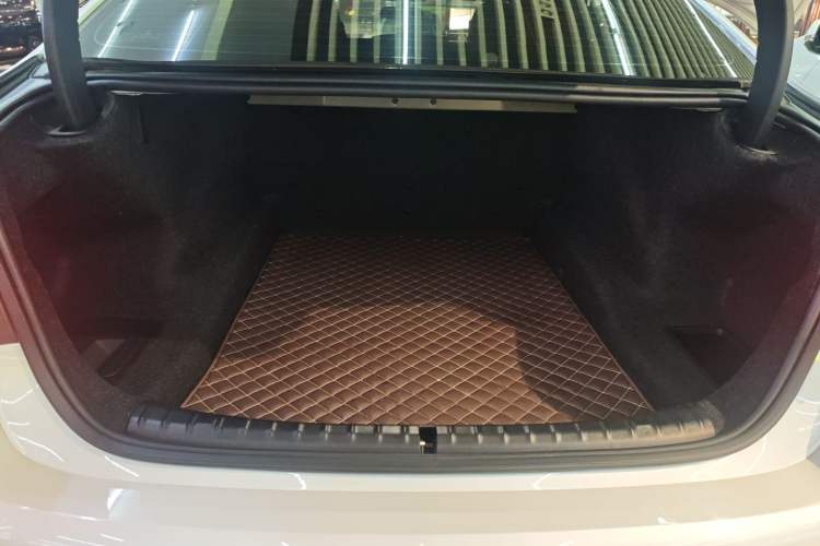 Used BMW 5 Series 2022 Second Facelift 525Li M Sport Package
