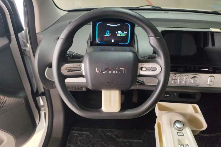 Used CHANGAN NEVO Lumin 2023 301km Honey Dew Edition