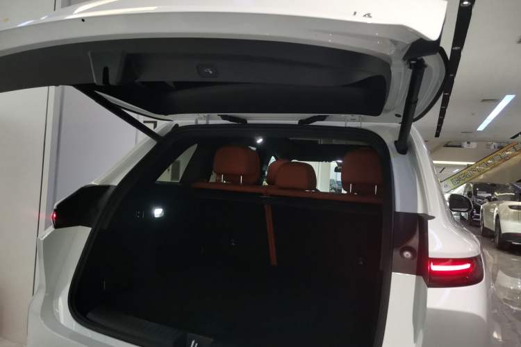 Used Li Auto L6 2025 Pro Smart Refresh Edition