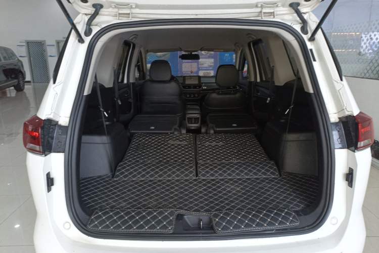 Used Baojun 360 2019 1.5L Automatic Elite Version China VI