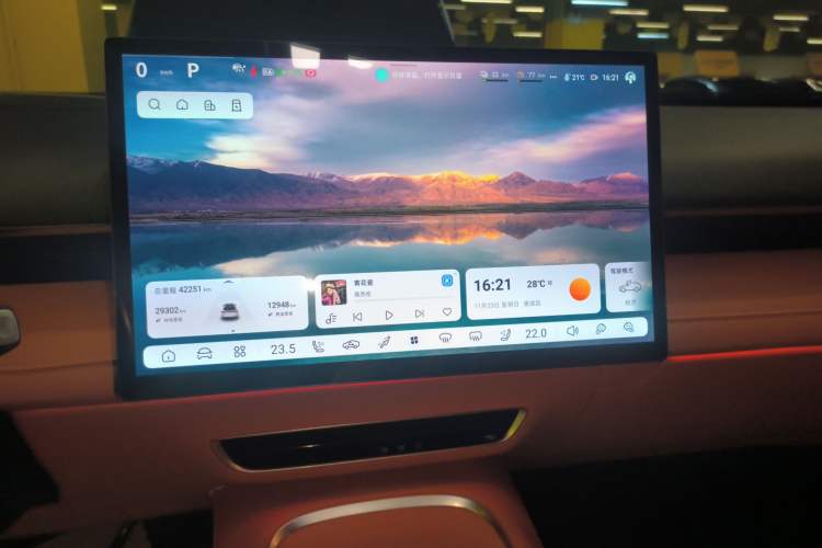 Used Deepal S07 2023 200Max Range-Extended Version
