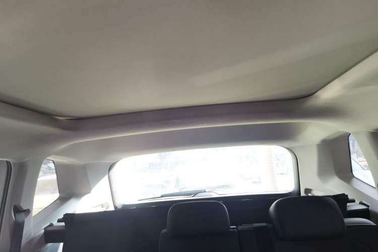 Used Volkswagen Tiguan L 2019 330TSI Automatic Two-Wheel Drive Panoramic Comfort Edition China V Standard