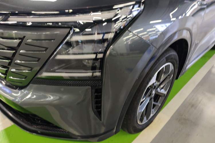 Used CHANGAN CS75 PLUS 2025 4th Generation 1.5T New Blue Whale Smart Luxury Edition
