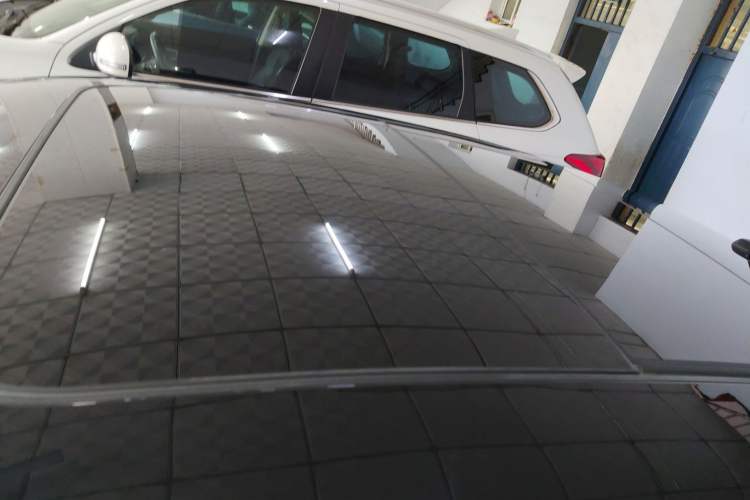 Used Volkswagen Passat 2020 330TSI Elite Edition China VI Roof