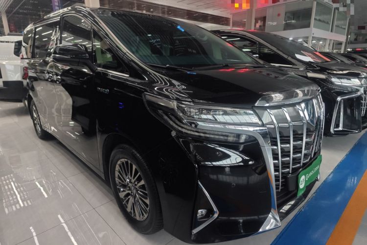 Used Toyota Alphard 2021 Dual-Engine 2.5L Luxury Edition Front Right 45 Deg