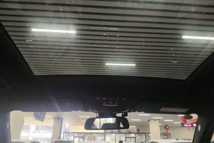 Used Mercedes-Benz GLC 2016 GLC 260 4MATIC Dynamic Edition