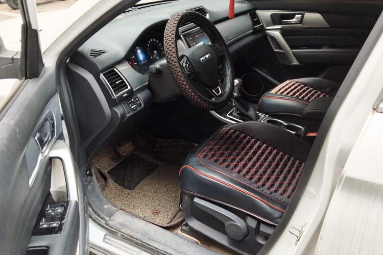 Used Haval H2 2017 Red-Label 1.5T Automatic Two-Wheel Drive Luxury Model