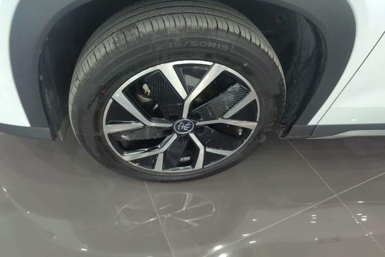 Used BYD Song L DM-i 2025 Intelligent Driving Version 160 km Beyond-Range Type