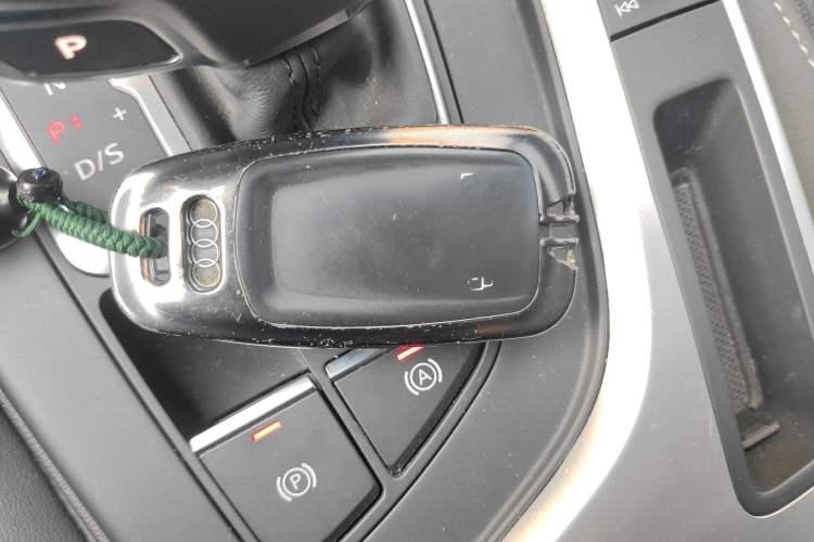 Used Audi A4L 2020 40 TFSI Fashion Dynamic Model
