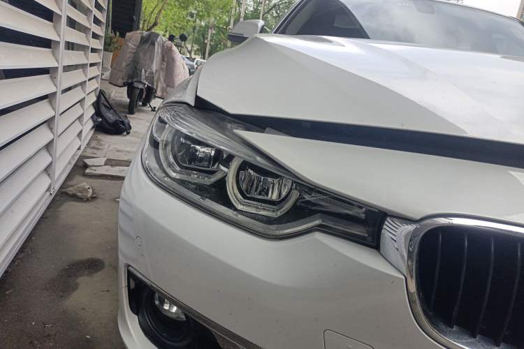 Used BMW 3 Series 2017 320Li Fashion Model
