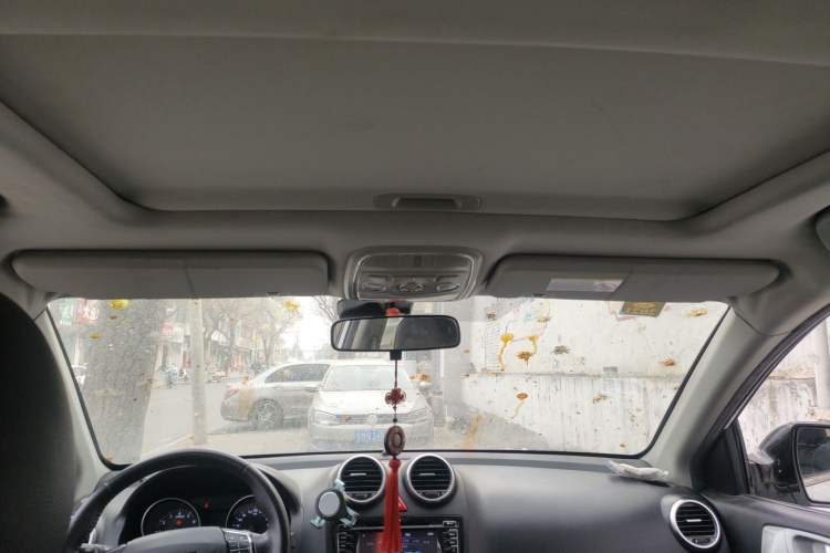 Used Haval H6 2015 Upgraded Model 1.5T Manual Two-Wheel Drive Elite Version