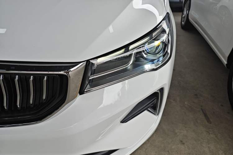 Used Geely Auto Emgrand 2022 4th Generation 1.5L CVT Luxury Model Left Front Headlight