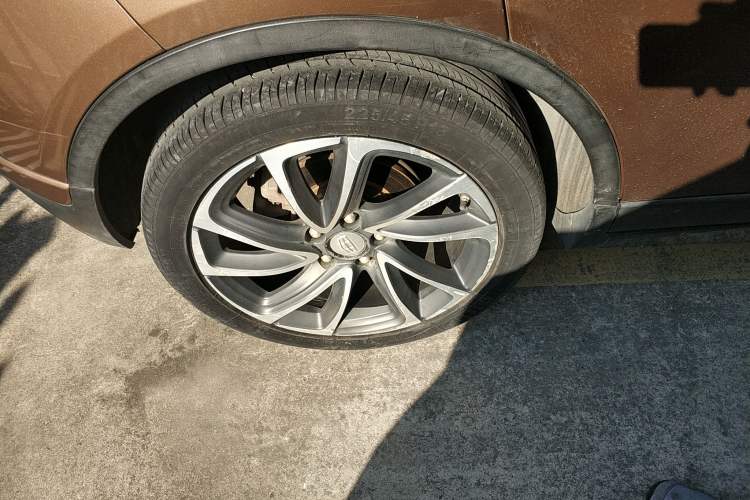 Used Geely Auto Emgrand GS 2016 Elegant Edition 1.3T Automatic ZhenShang Model
