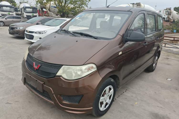 Used Wuling Hongguang 2015 1.5L S Base Model China IV