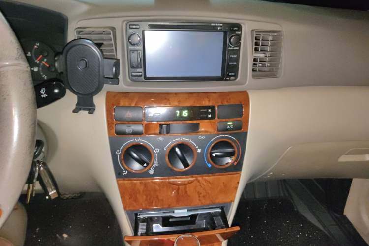 Used Toyota Corolla EX 2009 1.6L Automatic G Special Edition Audio And AC Panel