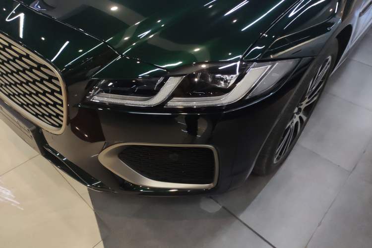 Used Jaguar XFL 2024 2.0T P250 Two-Wheel Drive Prestige Luxury Edition
