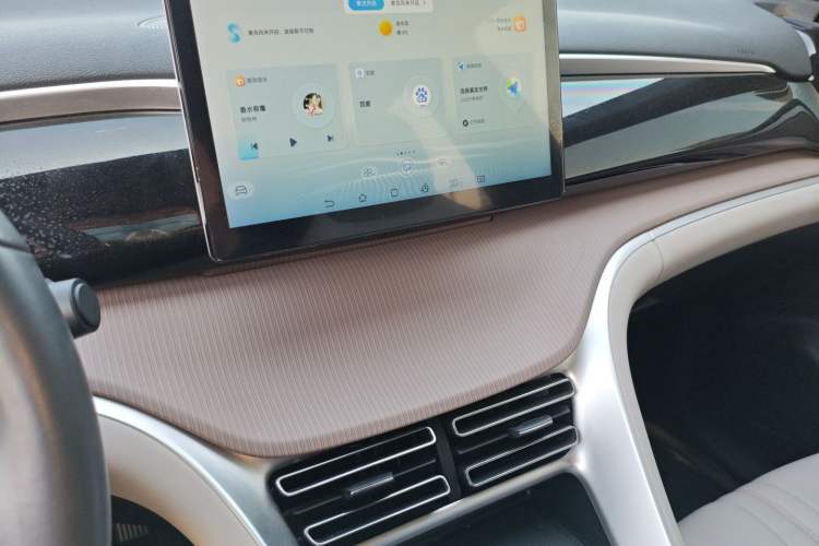 Used BYD Song Pro New Energy 2023 Champion Edition DM-i 71KM Navigation Model