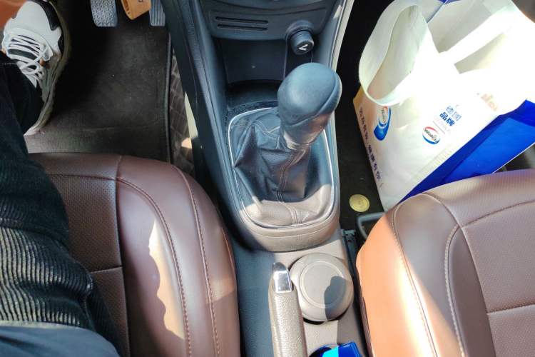 Used Chevrolet Trax 2016 1.4T Manual Two-Wheel Drive Comfort Version with Sunroof