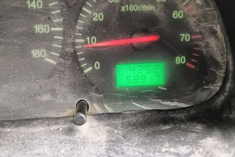 Used Jinbei Hiace 2014 2.0L Fifth-Generation Xiangyun Comfort Type 1 4G20C
