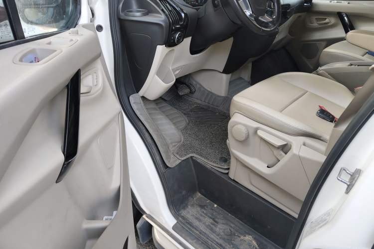 Used Ford Tourneo Custom 2017 2.0T Automatic Elite Edition