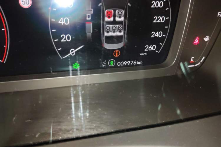 Used Honda Civic 2023 240TURBO CVT Dynamic Edition Odometer Close Up