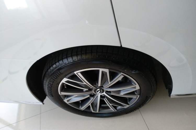 Used GAC Trumpchi M8 2024 Master Series 400T Prestige Edition Exterior 5