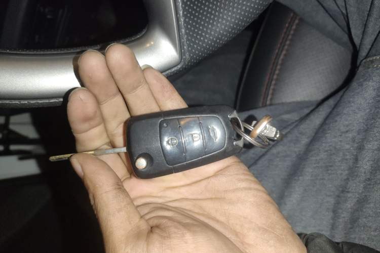 Used Haima S5 2015 1.6L Manual Luxury Model with Sunroof