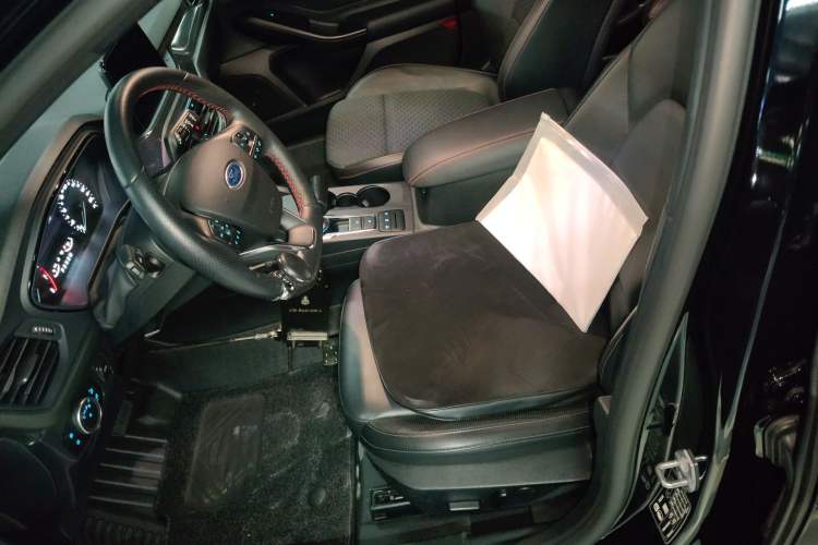 Used Ford Focus 2020 Hatchback EcoBoost 180 Automatic ST Line Left Front Seat