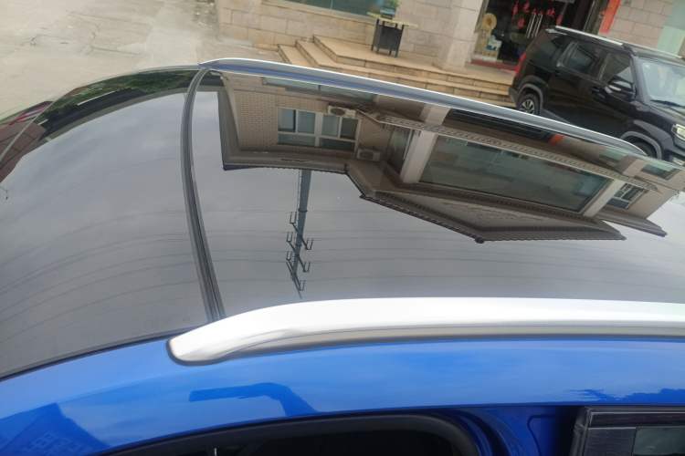 Used Wey VV5 2021 1.5T Two-Wheel Drive Color Pioneer