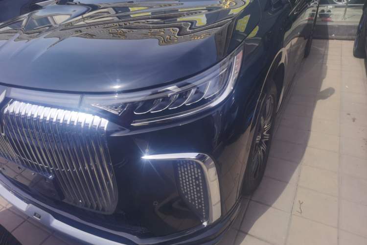 Used VOYAH Dream 2025 EV Four-Wheel Drive Prestige Kunpeng Edition Left Front Headlight