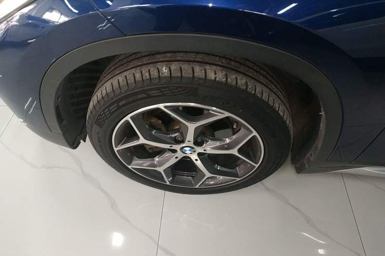 Used BMW X1 2018 sDrive18Li Luxury Model
