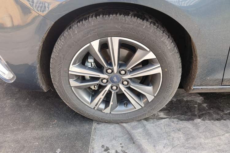 Used Ford Escort 2021 1.5L Automatic Diamond Edition
