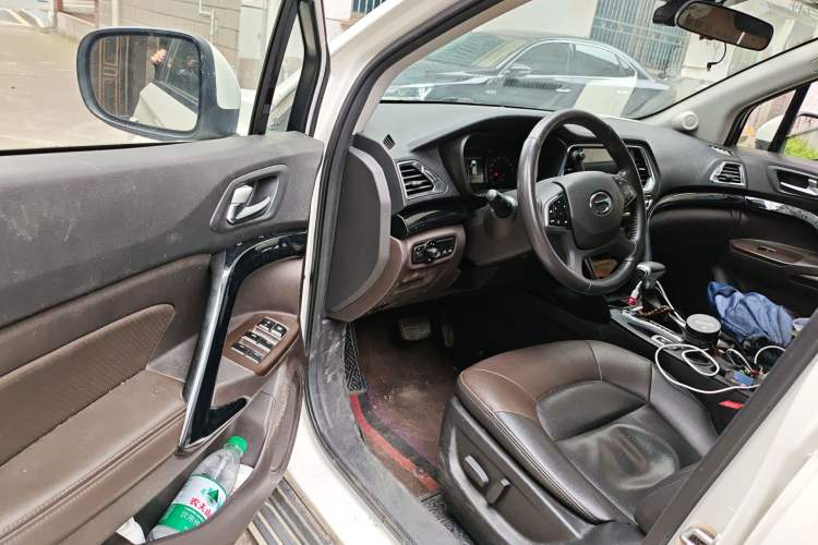 Used GAC Trumpchi GS4 2017 235T Automatic Two-Wheel Drive Luxury Smart Connectivity Version Driver Seat