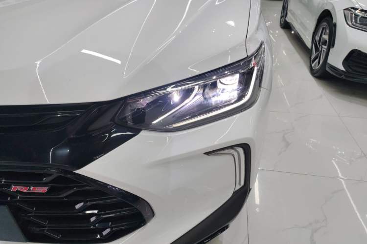 Used Chevrolet Trax 2022 Encore RS 1.5T CVT Cool Left Front Headlight