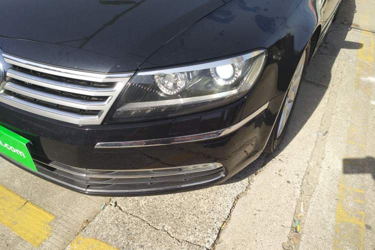 Used Volkswagen Phaeton 2014 3.0L Business Model